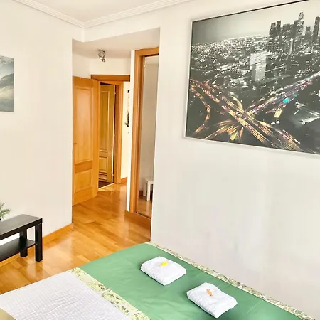 El Carbayu Con Garaje Privado اوفيدو