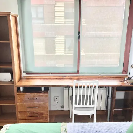 El Carbayu Con Garaje Privado Διαμέρισμα *