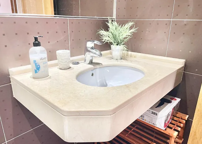 El Carbayu Con Garaje Privado Appartement