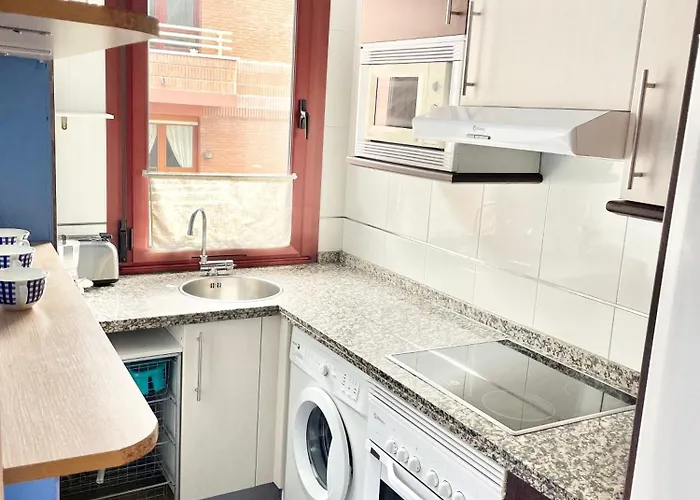 El Carbayu Con Garaje Privado Διαμέρισμα