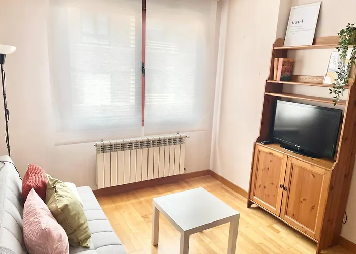 El Carbayu Con Garaje Privado Διαμέρισμα Οβιέδο