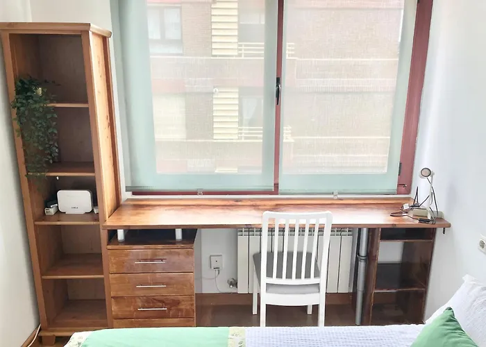 El Carbayu Con Garaje Privado Διαμέρισμα *