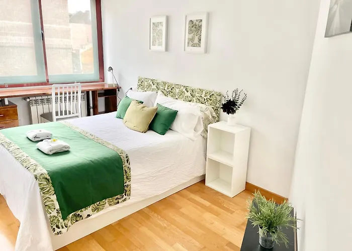 El Carbayu Con Garaje Privado * Οβιέδο